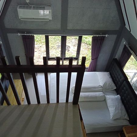 Joglopari Guesthouse Room 2 Bukan Untuk Pasangan Non Pasutri Tjepit Екстериор снимка